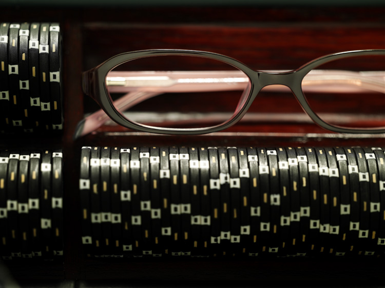 Luxottica Adrienne Vit#12B5