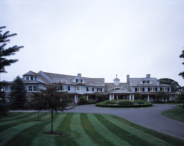 maine_HouseFrontExtRT